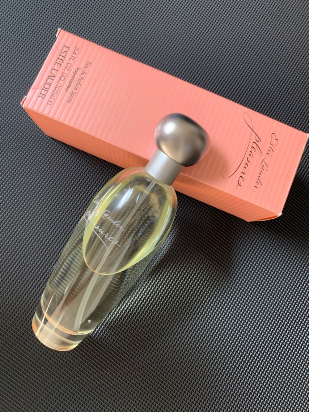 Estée Lauder Pleasures Coral-Orange Box